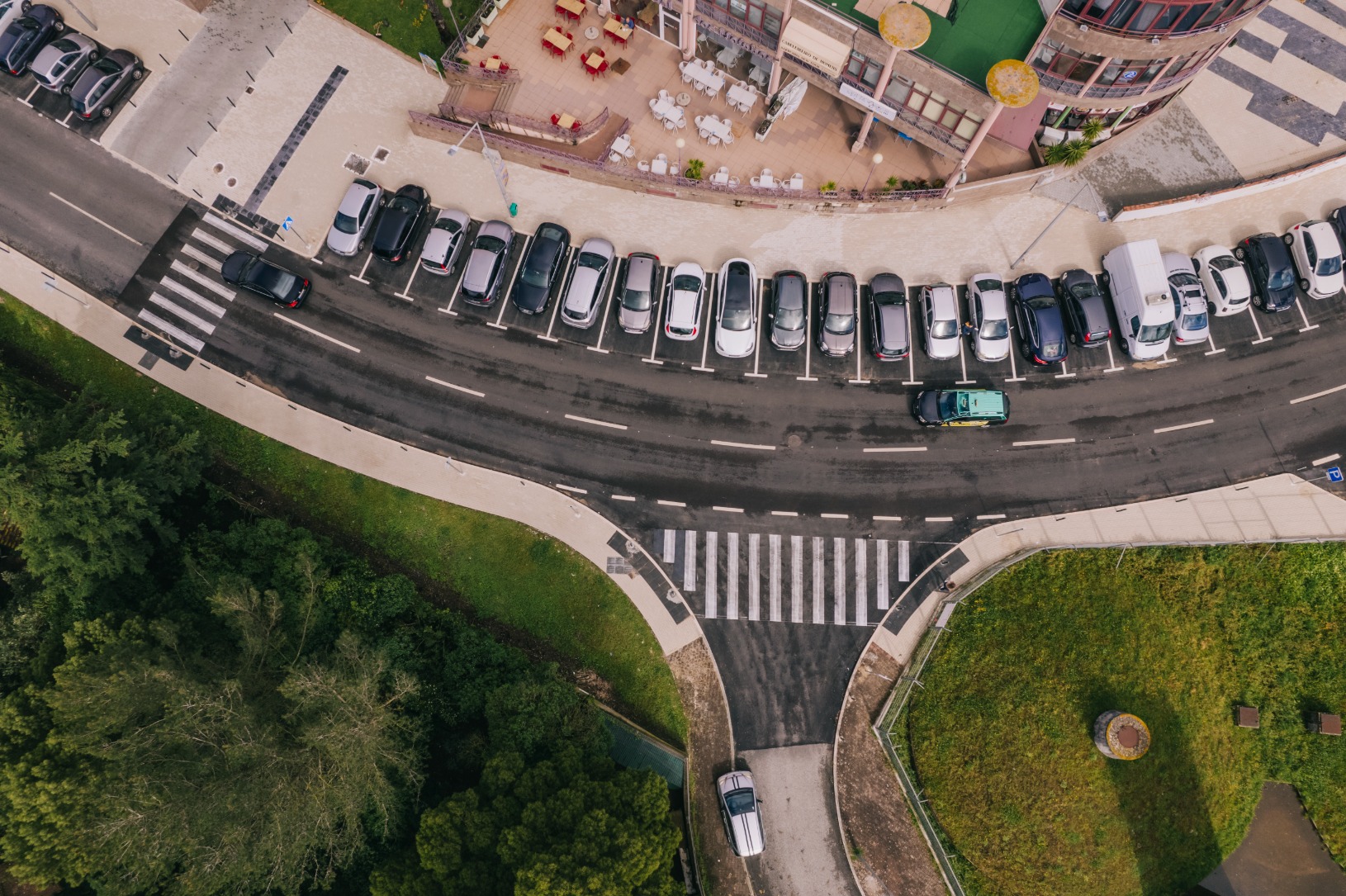 Requalificação dos arruamentos e zonas envolventes da Avenida da Quinta Grande - Alfragide, pela Unikonstroi